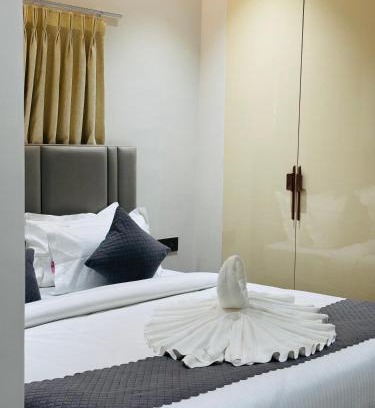 Serilingampally Apartment | Shreshtam Apart Hotel, Kondapur