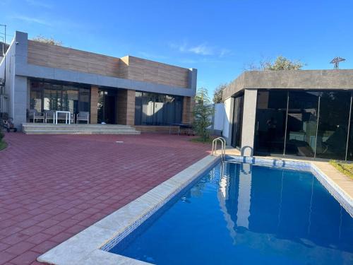 Baku Villa | Shuvelan merdekan villa
