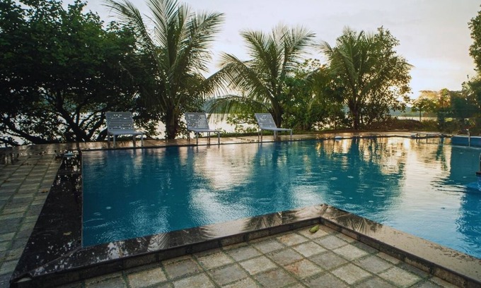 Igatpuri Resort | Shvas Island Resort