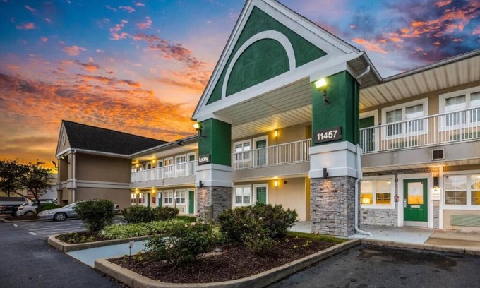 Parkdale Hotel | Siegel Select Cincinnati Sharonville