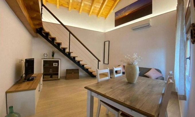 Villabrazaro House | Silos House