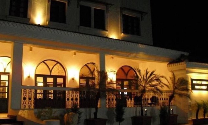 Candolim Hotel | Silver Sands Hide Away