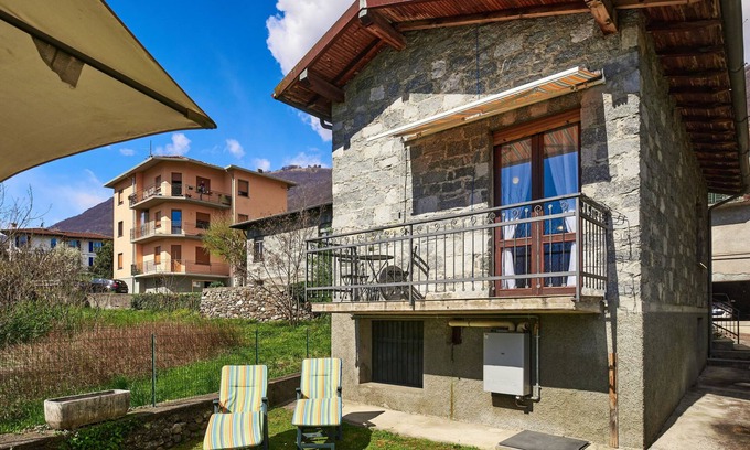 Gera Lario House | Simoni (GLA107) by Interhome