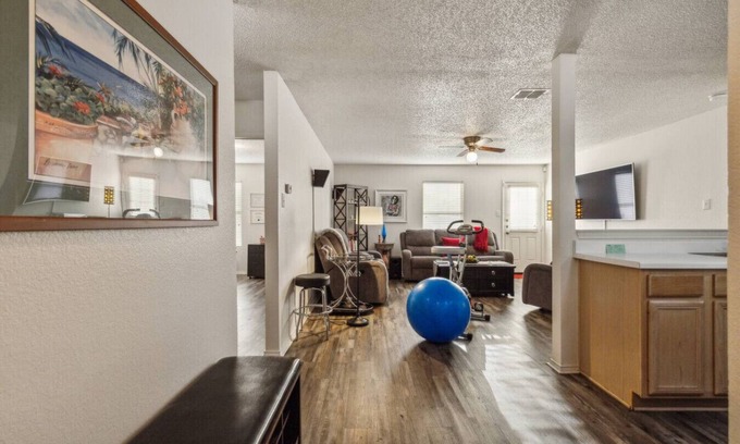 Mesquite House | Simple and Sweet 2 Bed 2 Bath