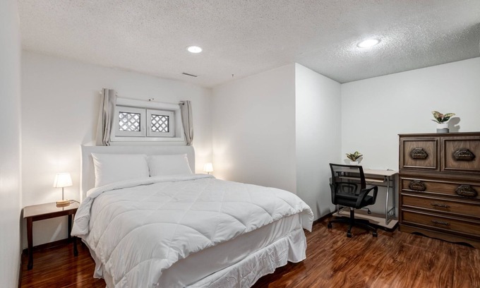 Northwest Calgary House | Simplistic 2BR Suite near Nose Hill & Airport