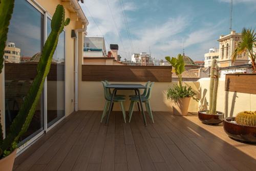 El Pilar Apartment | SingularStays Ático Roger de Flor