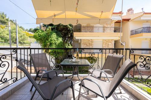 Nea Skioni Apartment | Sisters' Corner