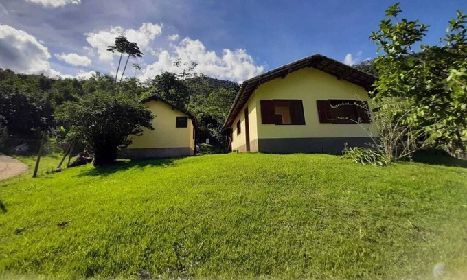 Lumiar House | Site in Lumiar 250 meters from Poço Belo