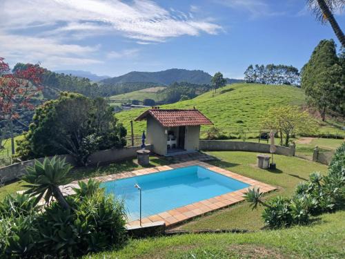 Vassouras Cabin | Sitio Paraíso das Montanhas