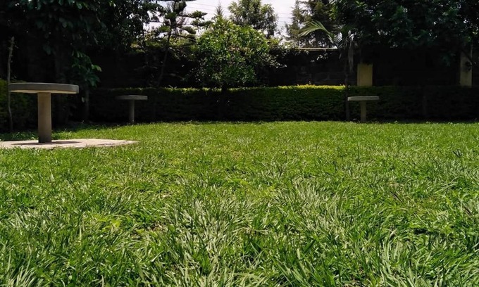 Viwanda House | SizzlingWaters is a home with amenities amenities that you would find in a hotel