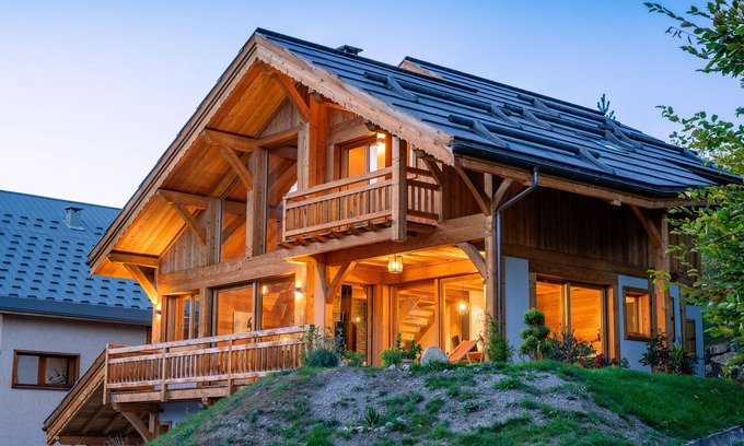 Saint-Chaffrey Ski Chalet | Ski Academy Serre Chevalier