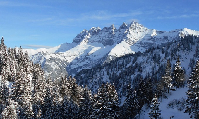 Val d'Illiez Apartment | Ski in & out at Portes du Soleil, sunny Sunjacques facing Dents du Midi