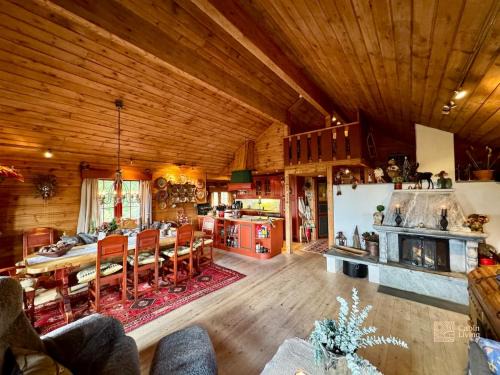 Trysil House | Ski in-out cabin Trysil sauna, fireplace and views