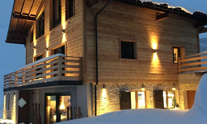 Val d'Illiez Ski Chalet | SKI IN/SKI OUT LUXUOUS CHALET OF 240 sq. m., 18 PERSONS