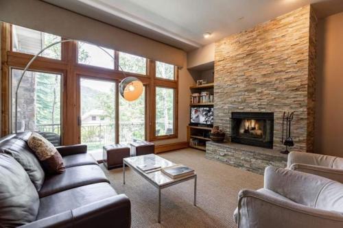 Highlands Townhomes House | Ski Townhome in Beaver Creek