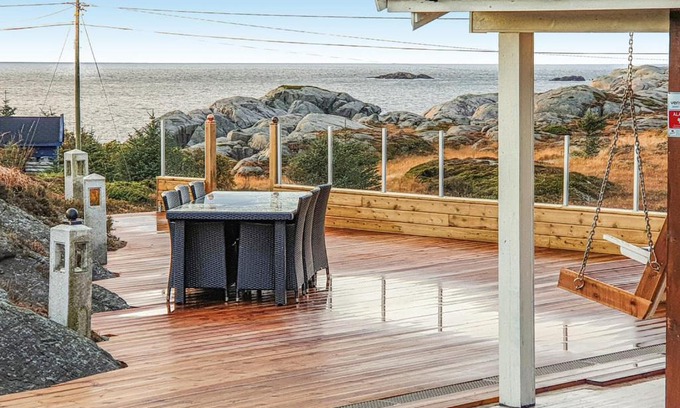 Karmoy House | Skudeneshavn 182 Fish Camp