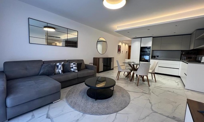 Swieqi Apartment | Skylark 2 Apartment with Terrace