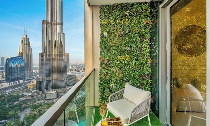 Downtown Dubai Apartment | Skyline Grandeur I Burj & Fountain View