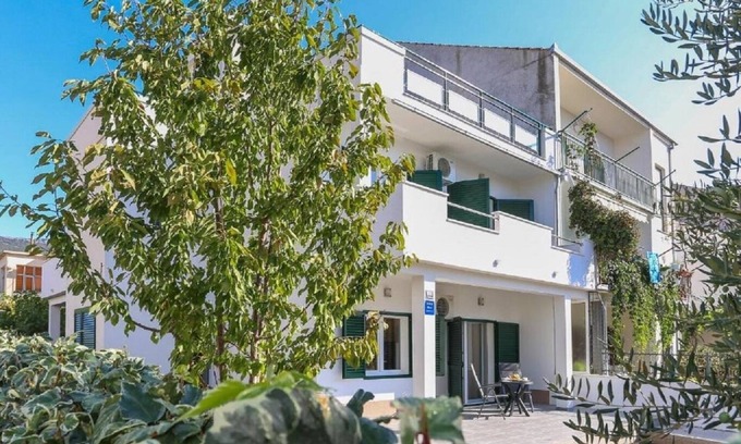 Kastel Stari Apartment | Slavko With Terrace - SA1 - Prizemlje Lijevo