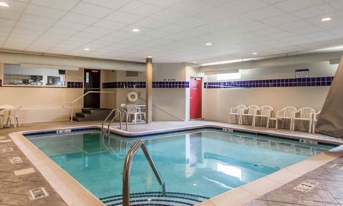 Niantic Hotel | Sleep Inn & Suites Niantic North