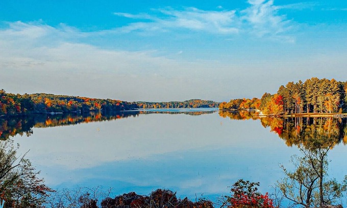 Lake Nebagamon Cabin | Sleepy Bear Lodge with breathtaking views of Lake Nebagamon!