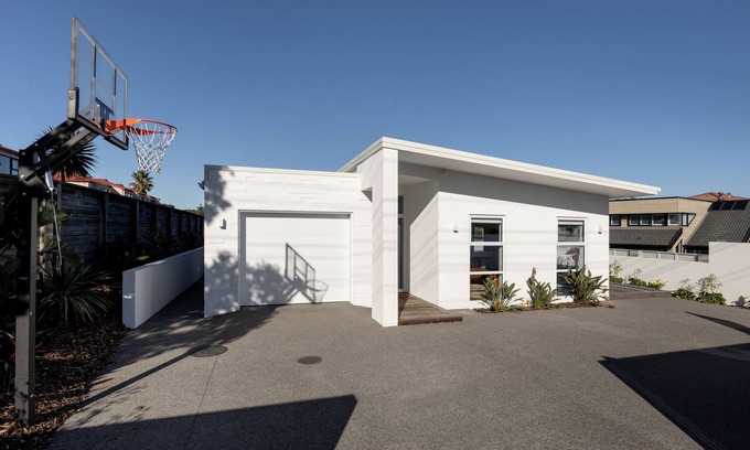 Mount Maunganui House | Slice of Paradise - Mount Maunganui