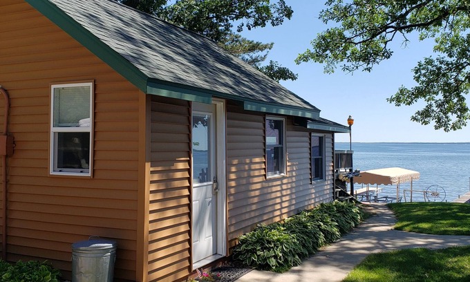 Battle Lake Cabin | Small 2-bedroom With Private Deck Overlooking Otter Tail Lake