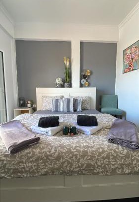 Omonia Apartment | Small Oasis-Über den Dächern von Athen