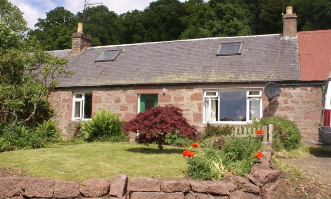 Murthly House | Smithy Cottage