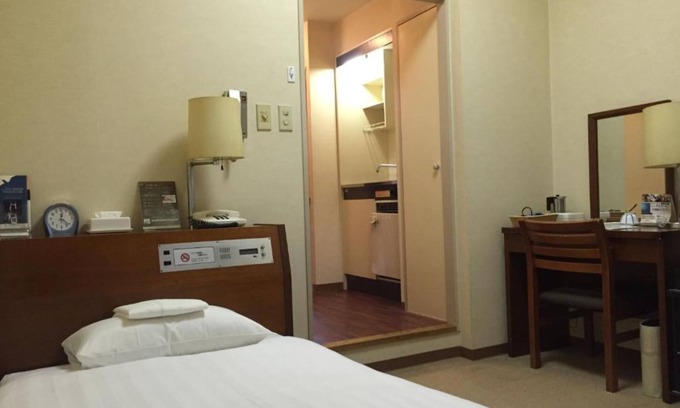 Minamimachi Hotel | Smoking allowed Access to single Haneda Airport /Kawasaki Kanagawa