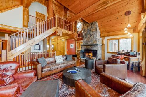Carrabassett Valley House | Snow Lion