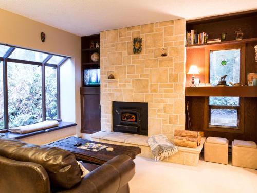 Deming House | Snowater Nook