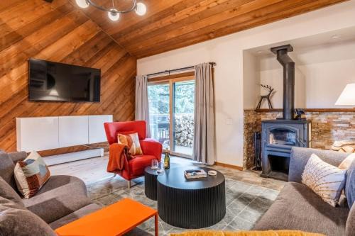 Mammoth Lakes House | Snowcreek II 322