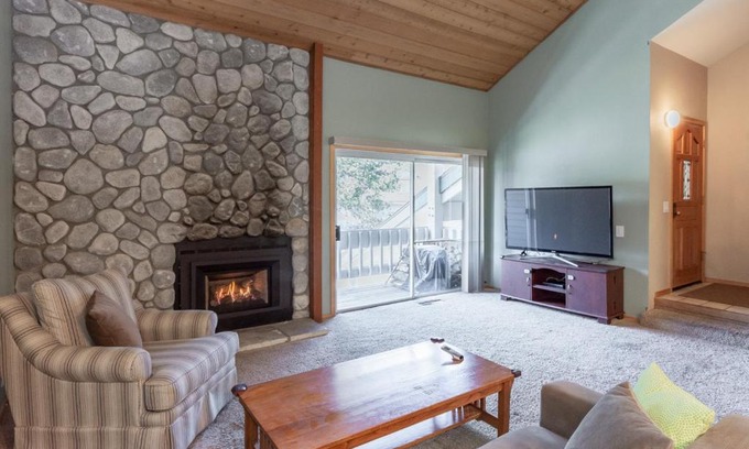 Mammoth Lakes House | Snowcreek IV 588