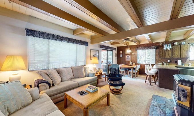 Pla-Vada Woodlands House | Soda Springs Sanctuary