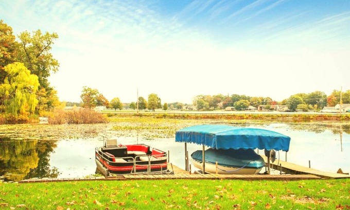 La Porte House | "SOFANA ON THE LAKE" - Unforgettable Moments of Relaxation at The Lake!