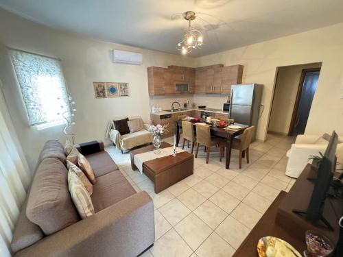 Gomfoi Apartment | Sofias House