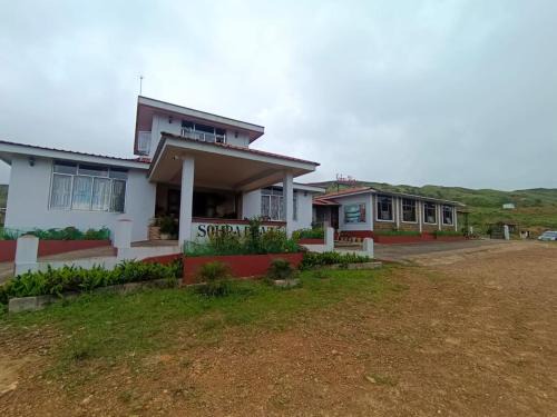 Cherrapunji House | Sohra Plaza Resort