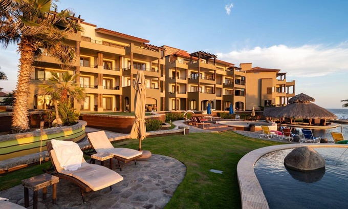 Cerritos Condo | Sol Pacífico Cerritos by Casago