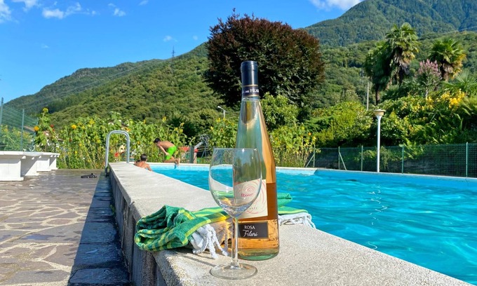 Colico Piano Apartment | Sole 4 Garden Holiday Apartment with Pool