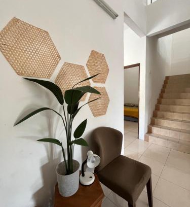 Bota House | Solehah Homestay