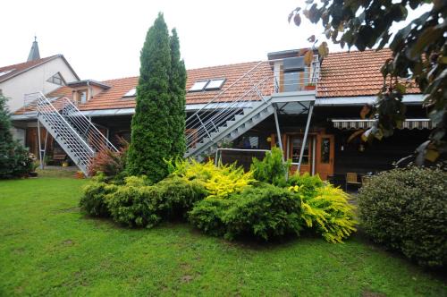 Smizany House | Soludus-Spišský ľudový dom