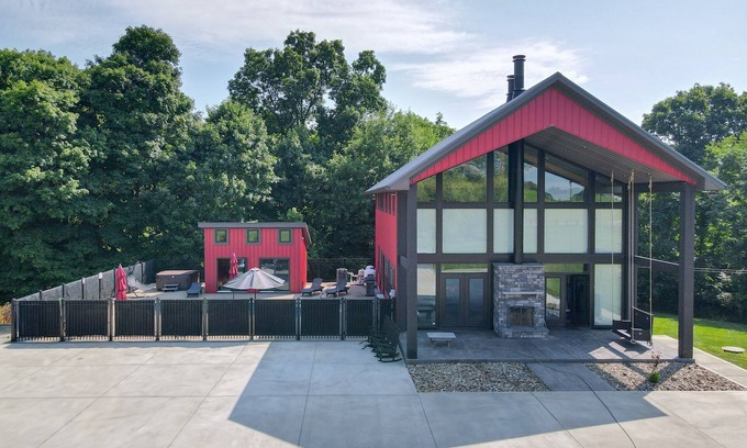 Senecaville House | Some Kind of Wonderful: Escape Near Seneca Lake