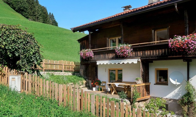 Auffach House | Sonnheim by Interhome