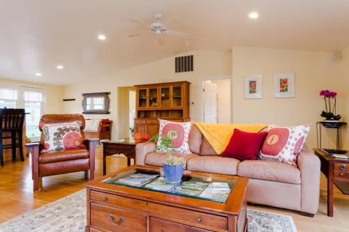 Sonoma House | Sonoma Wine Country Bungalow