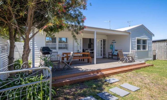 Sorrento House | Sorrento Beach Cottages No.1 - in the heart of Sorrento