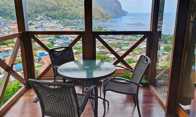 Soufriere Hotel | Soufrière Views w/Baclony | Breakfast & Pool