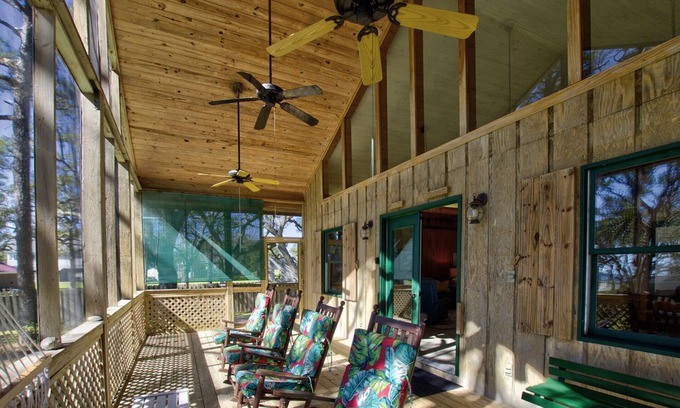 Harkers Island House | Sound View, Pet Friendly Home in Harkers Island, NC (Core Sound Lodge)