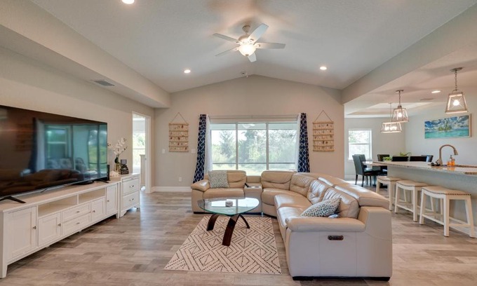 South Gulf Cove House | South Gulf Cove Port Charlotte Retreat Gas Grill