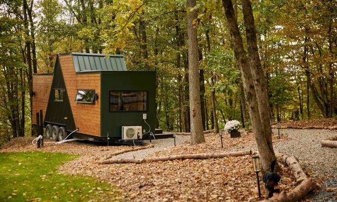 Cambridge House | Sowilo Retreat All Inclusive Oak House